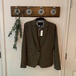 Banana Republic Factory Blazer and 3/4 Length Pants